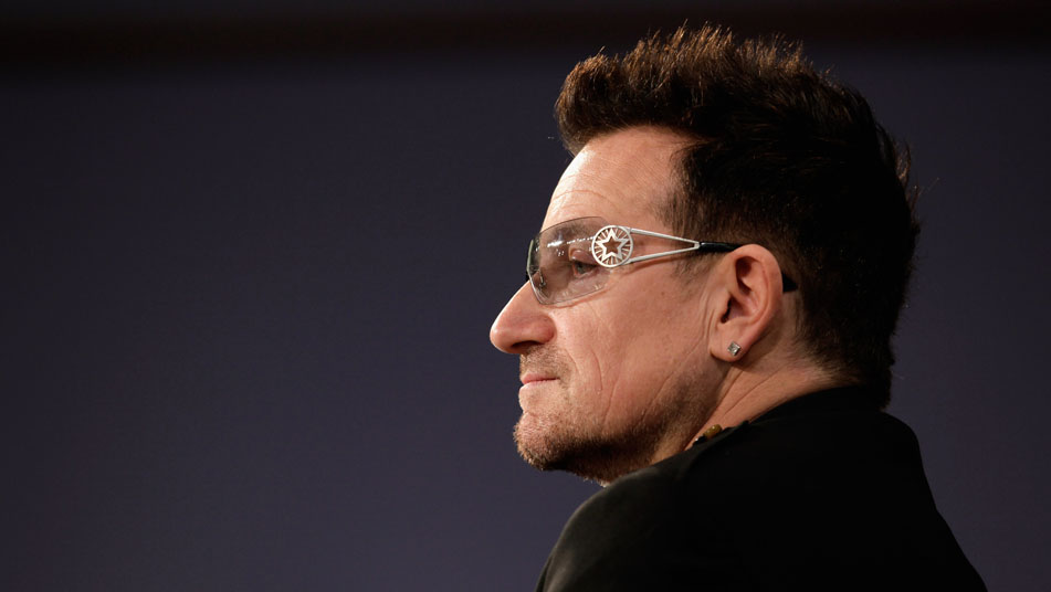 Bono: «Creo que sueno como una niña»