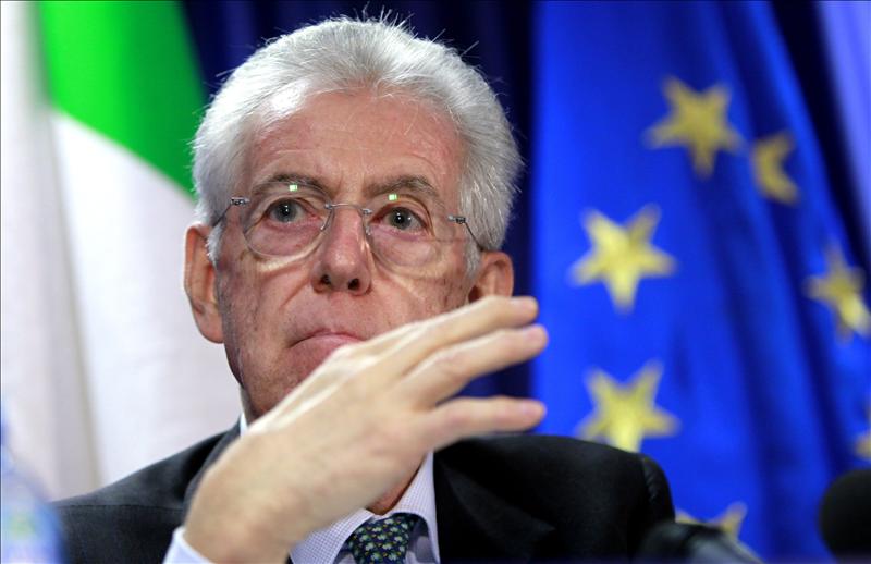 Monti se reúne con los partidos para explicar su plan de ajuste para Italia