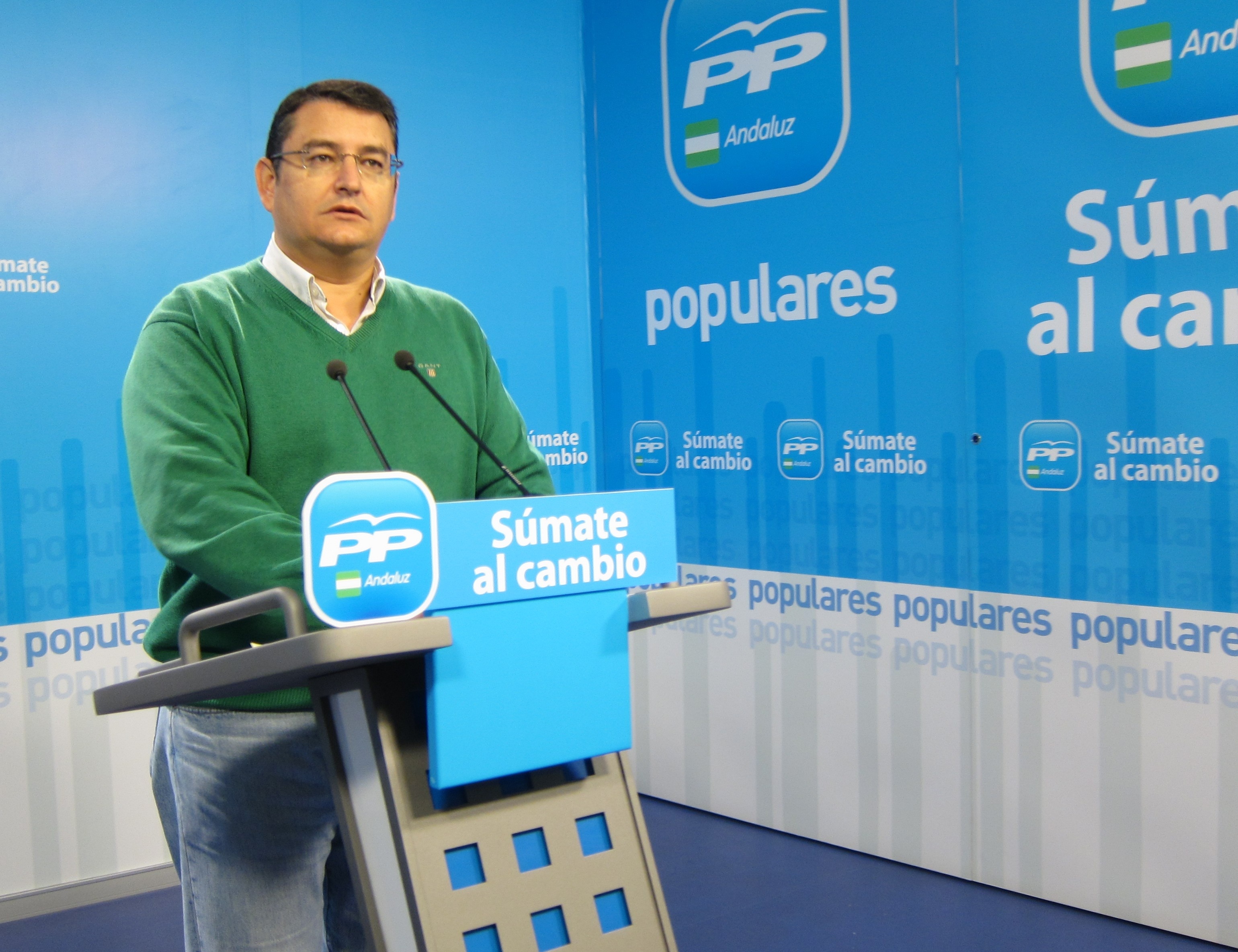 PP-A traslada a Griñán que si quiere estar en reuniones de Rajoy con presidentes del PP autonómicos debe «afiliarse»