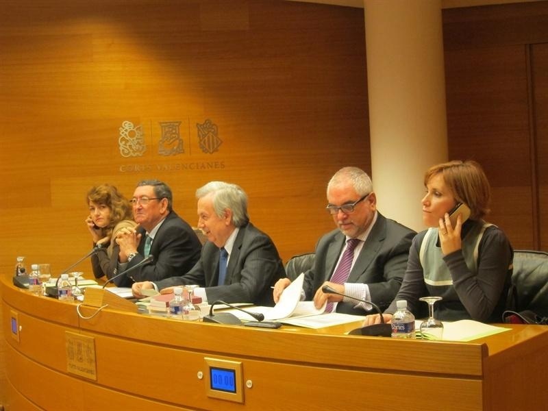 El candidato a senador por Comunidad Valenciana se compromete a «luchar» para defender el trasvase Tajo-Segura