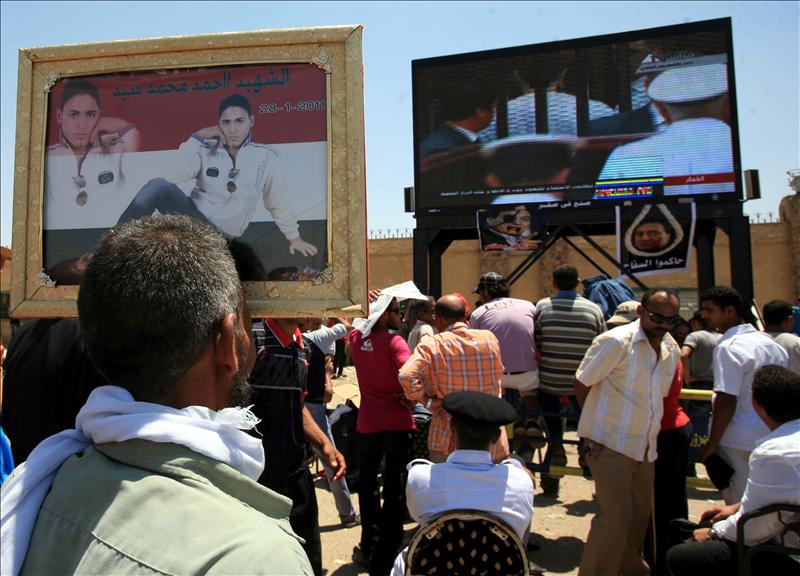 Un tribunal egipcio rechaza la recusación del juez encargado del caso de Mubarak
