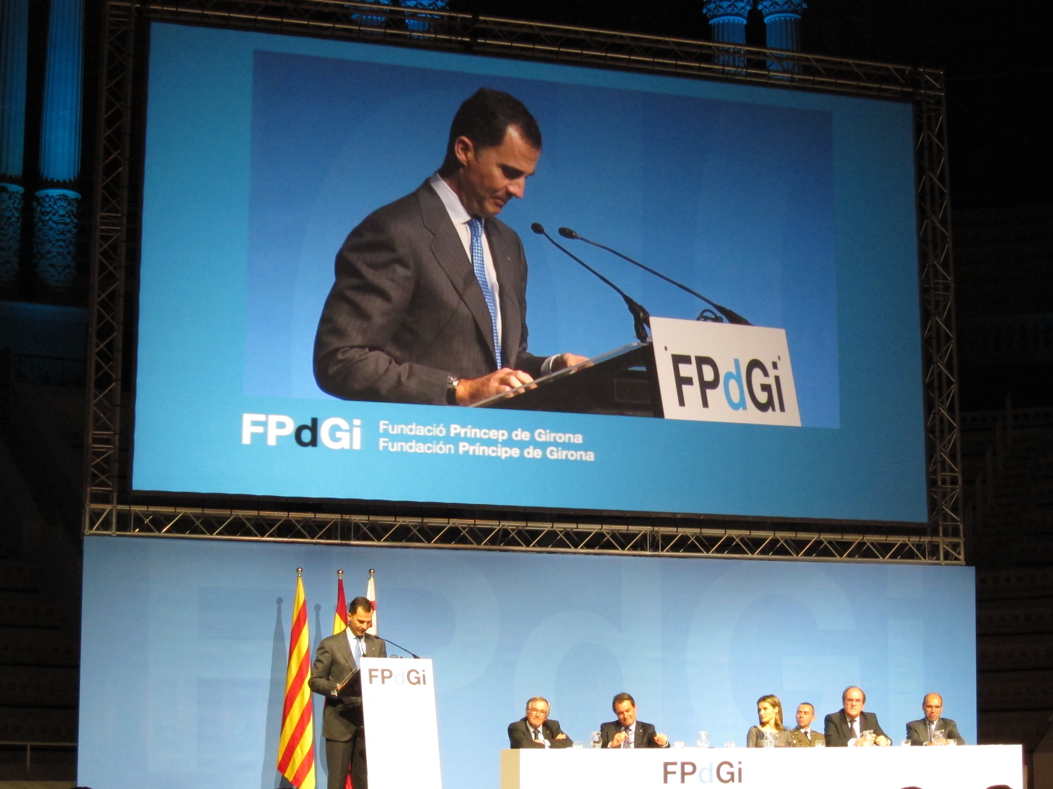 Don Felipe subraya la ambición «honesta y transparente» de la Fundación Príncipe de Girona