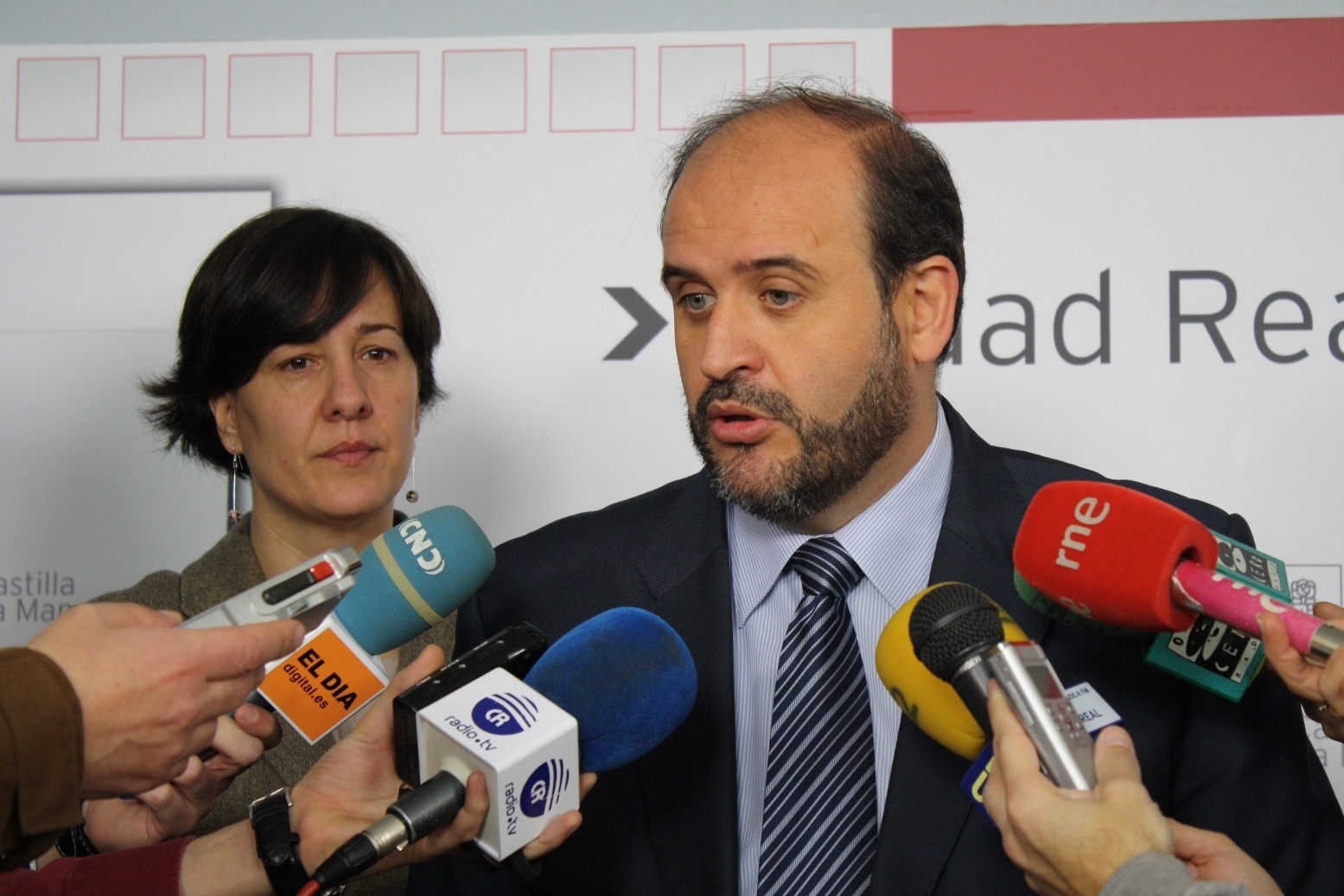 El PSOE dice que Cospedal hace con el aeropuerto de Ciudad Real lo contrario de lo que aseguró