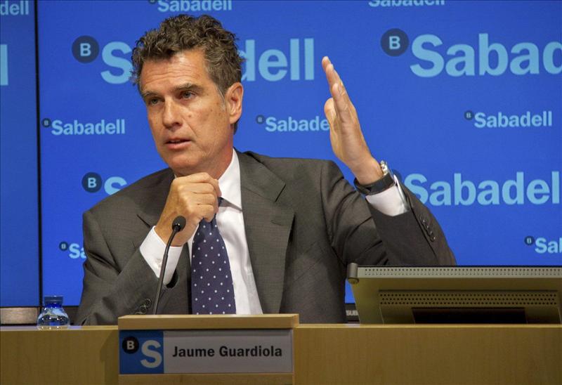 El Sabadell confía en la red para reflotar la CAM, pese a las pérdidas esperadas