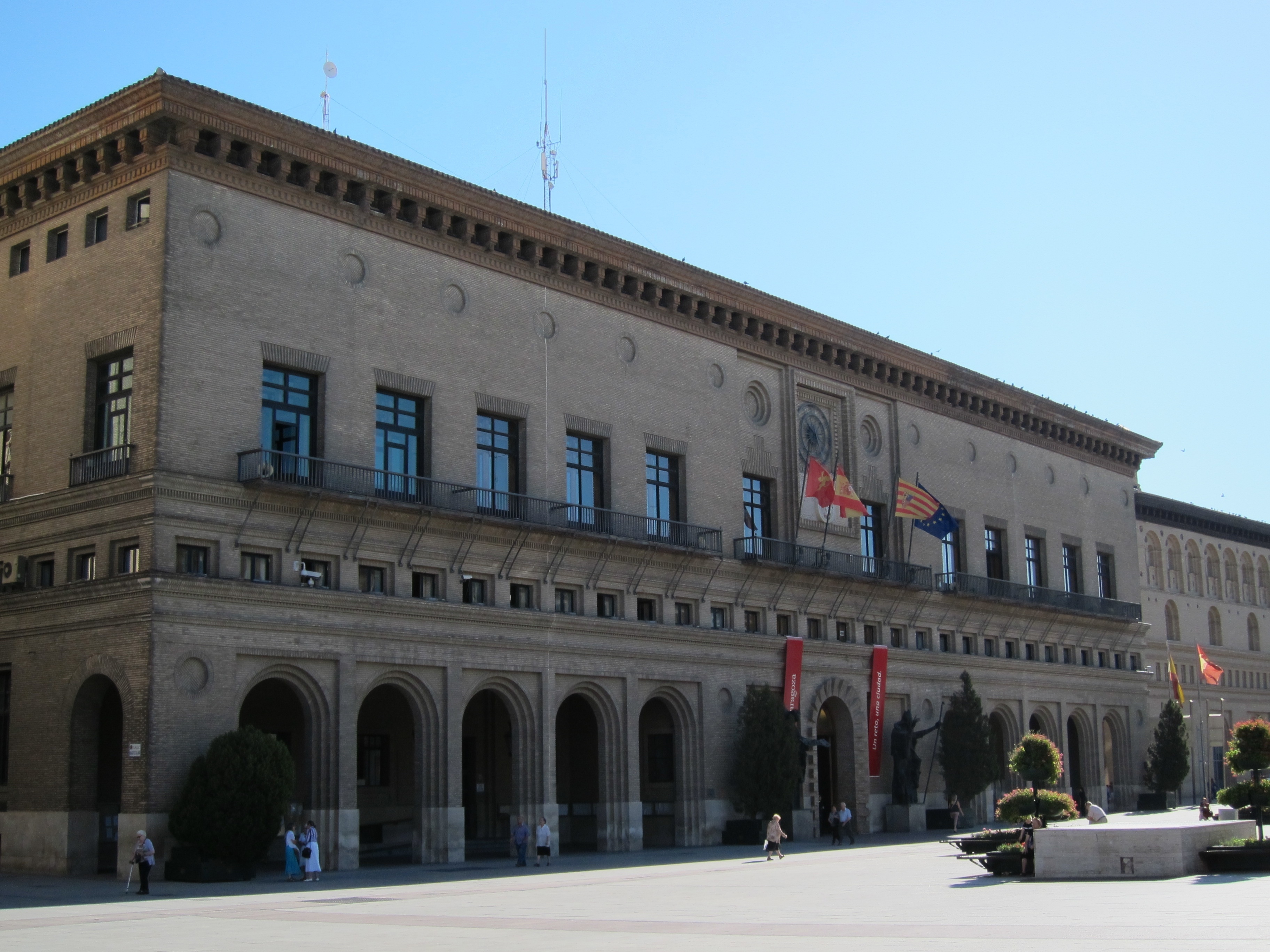 Coordinadora Aragonesa de Voluntariado critica que el Ayuntamiento bloquea el pago del convenio de formación