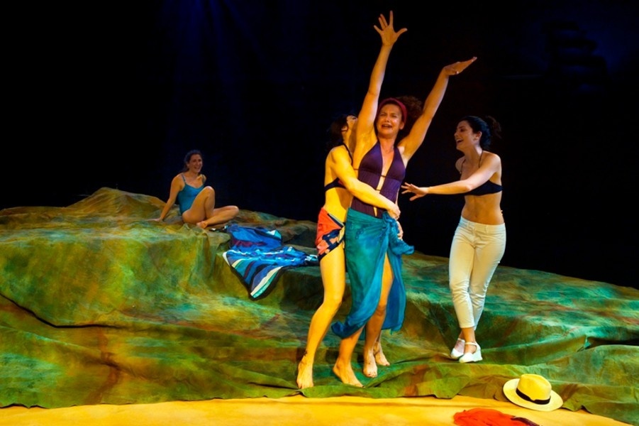 La obra »Veraneantes» en versión de Miguel del Arco aterriza este sábado en el Teatro Central