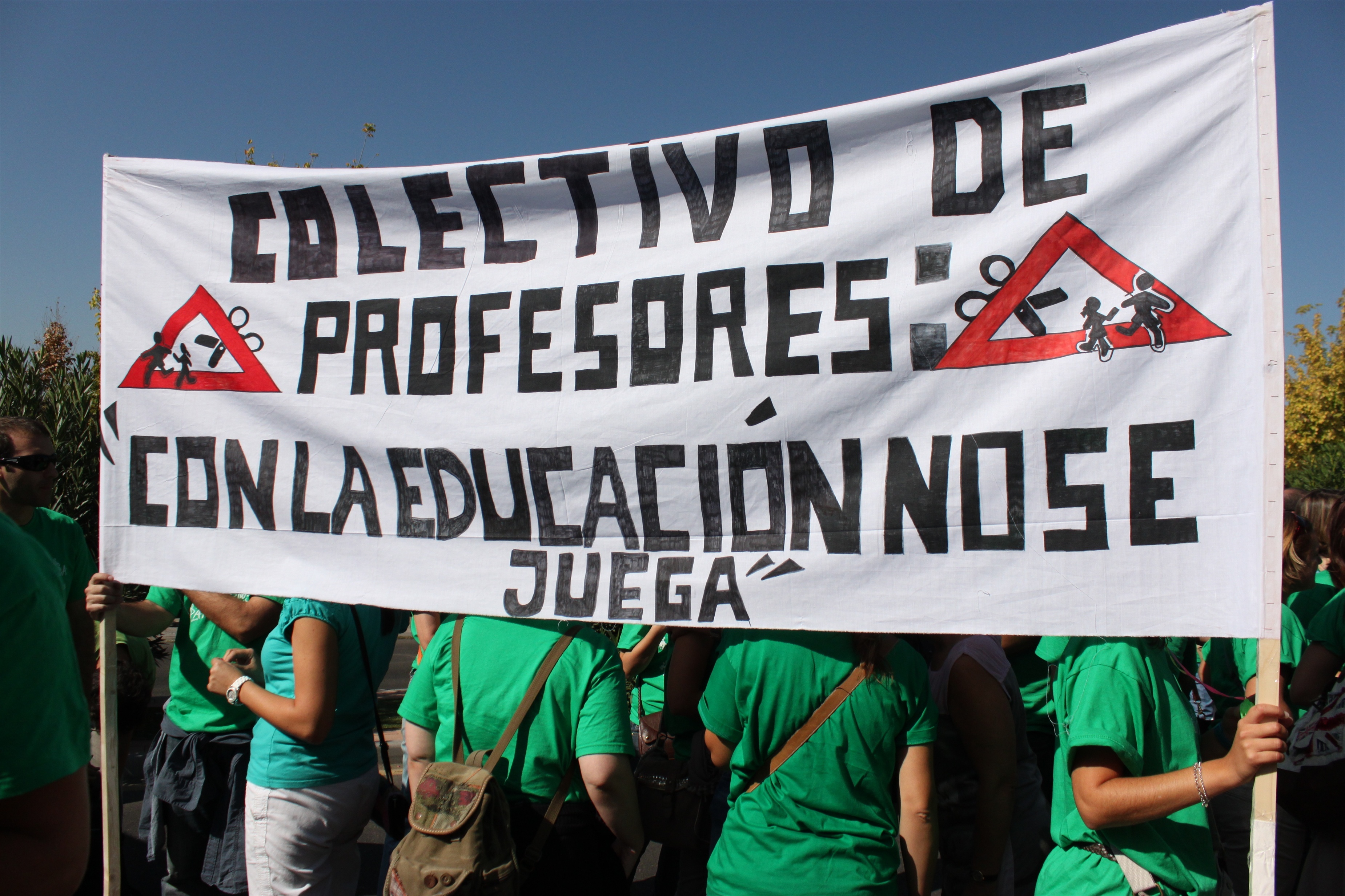 Los sindicatos de enseñanza piden a la Comunidad de Madrid que negociacie