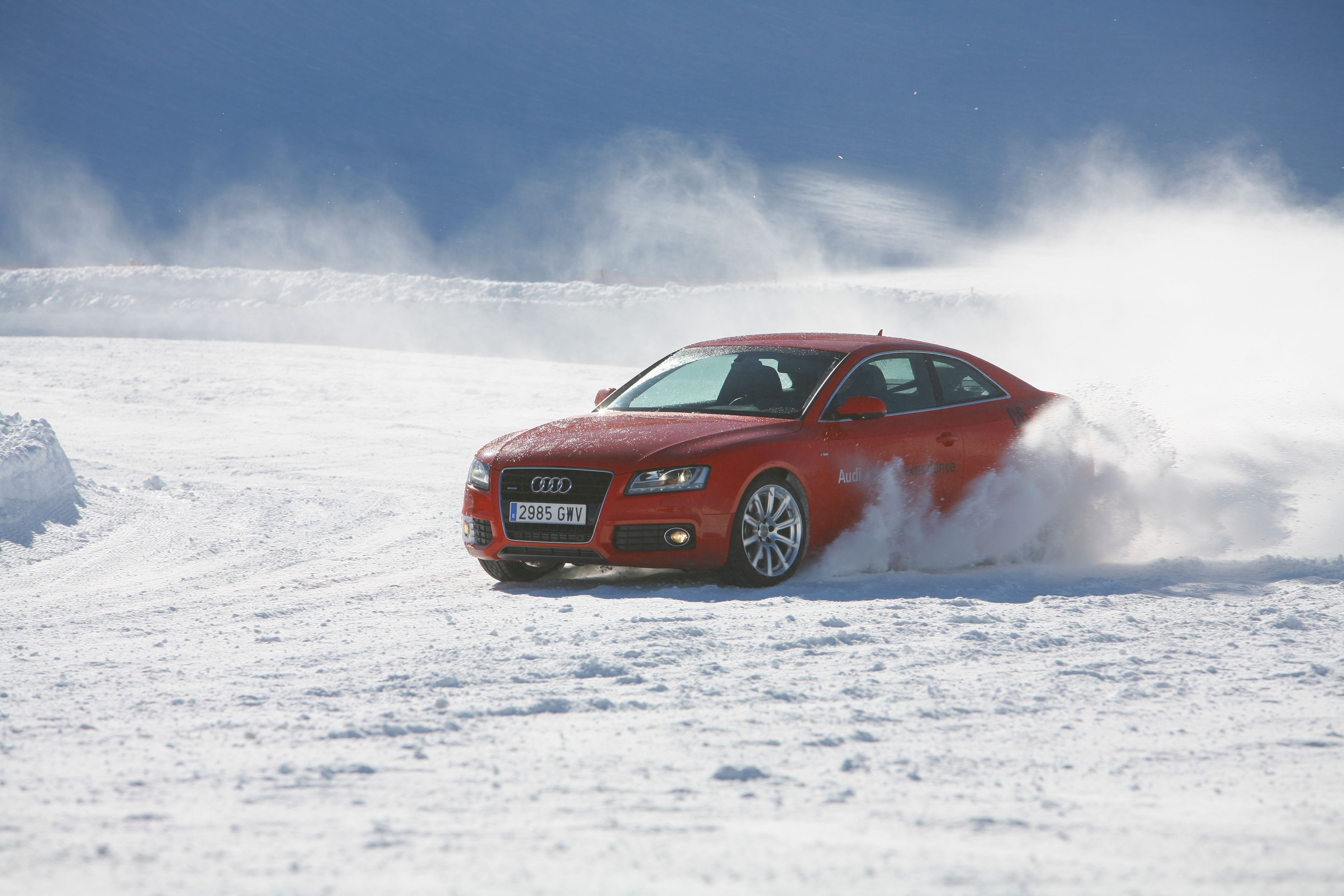 Audi pone en marcha la edición de 2012 de los cursos de conducción en hielo y nieve