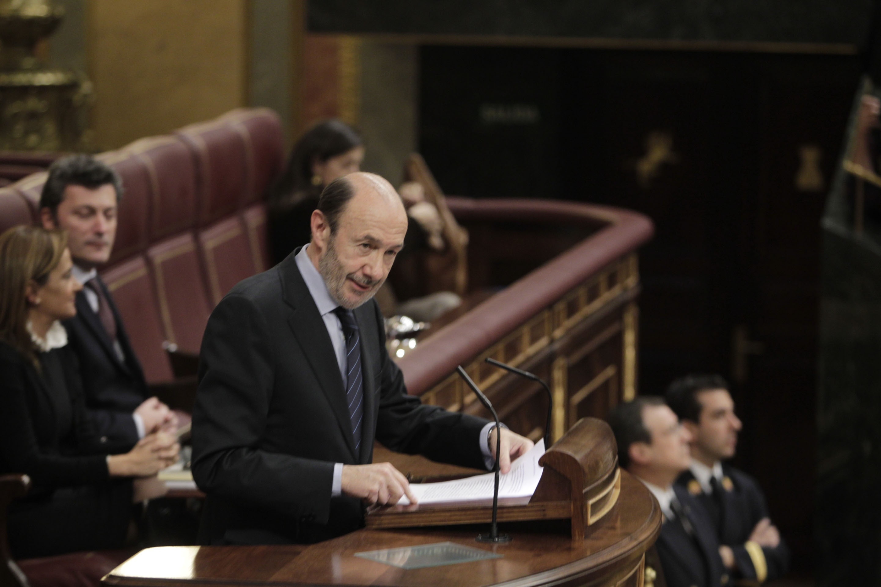 Diputados del PSOE elogian la intervención de Rubalcaba pero la desvinculan del proceso de sucesión