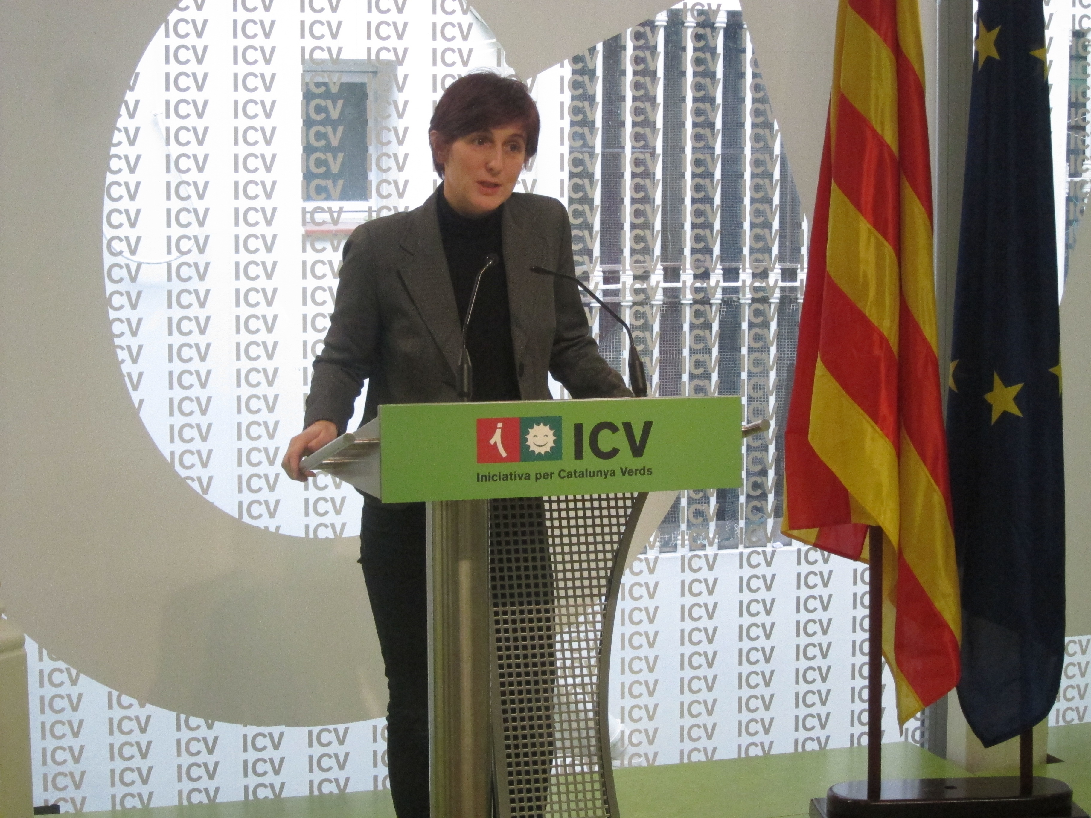 ICV asegura que Rajoy hace en castellano «el mismo discurso» de Mas sobre recortes