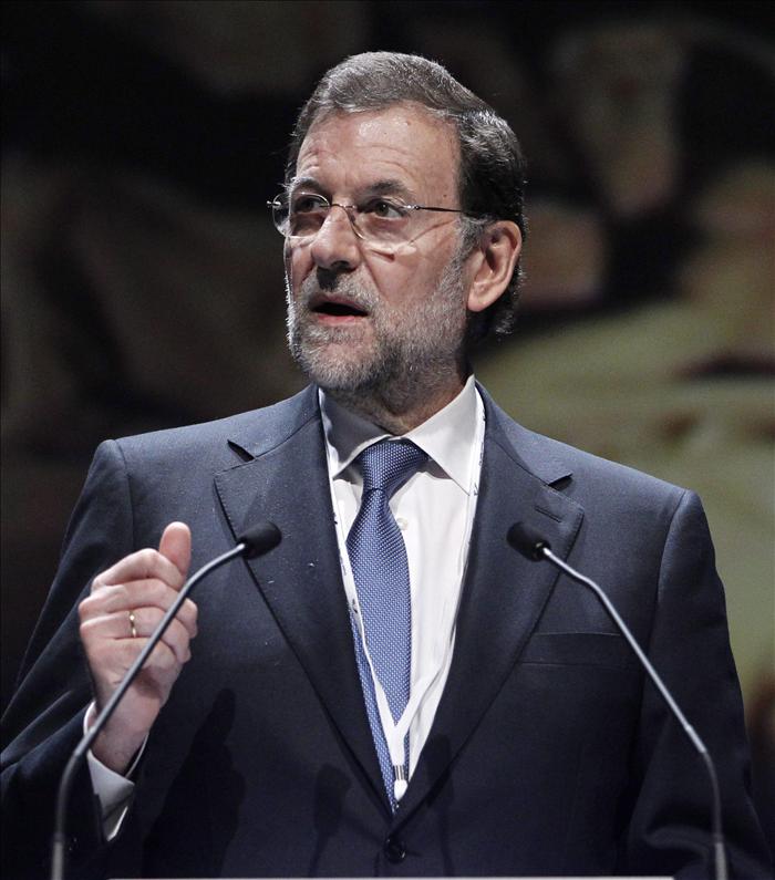 Rajoy anuncia que no habrá reposición de personal en el sector público
