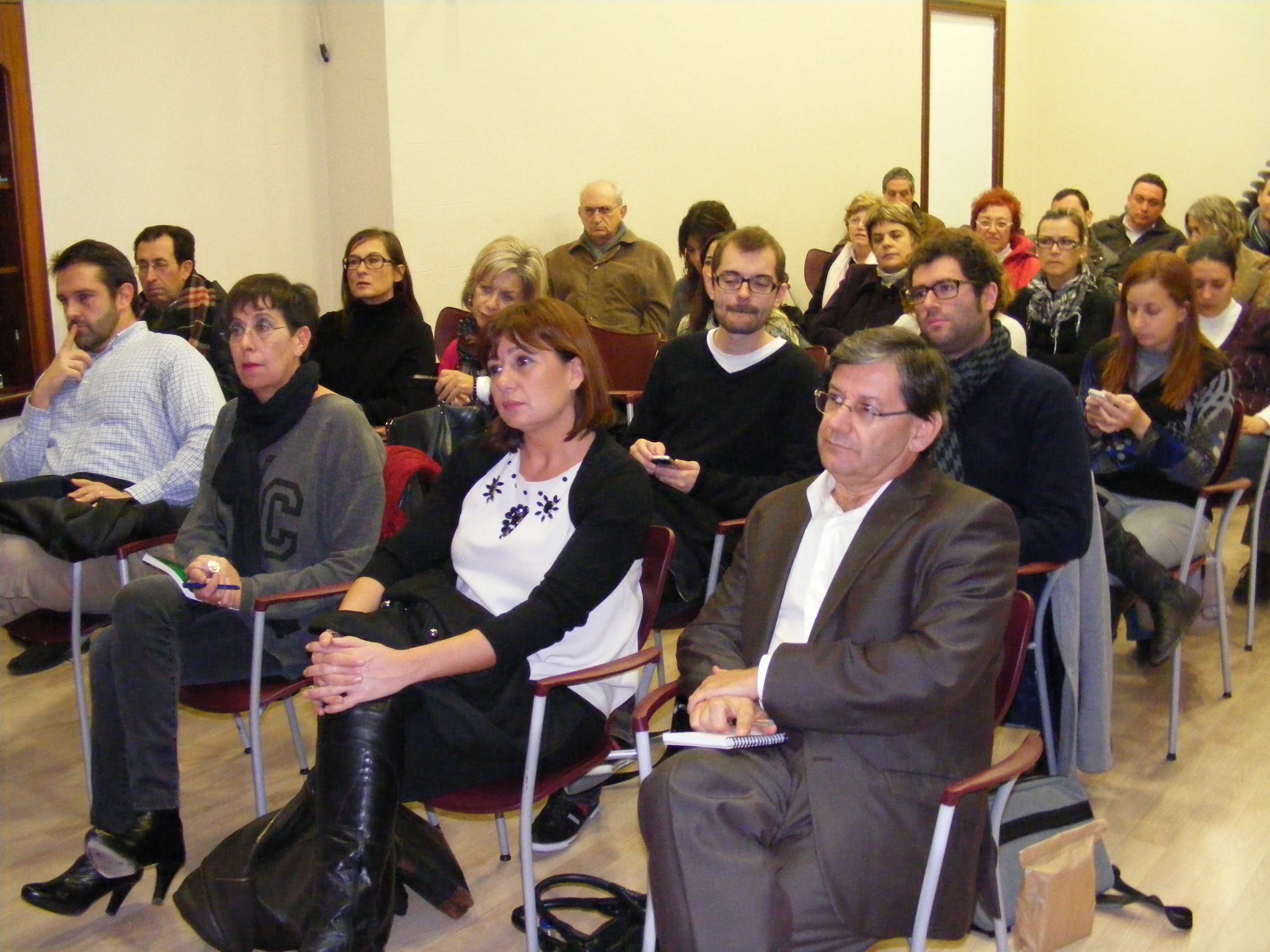 Los Socialistas de Mallorca inauguran sus espacios de debate analizando las «alternativas al modelo neoliberal»