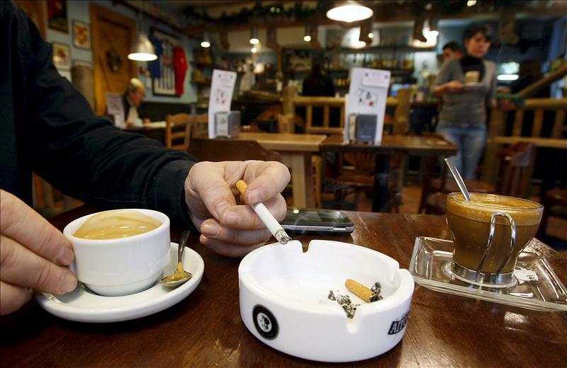 Los adolescentes bajan su consumo de tabaco, cannabis y cocaína