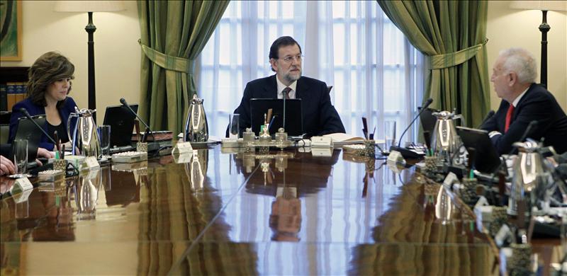 Rajoy asegura que no escatimará medios para garantizar la seguridad de las tropas
