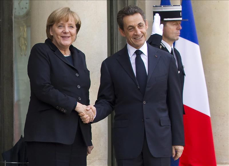 Merkel y Sarkozy quieren acelerar el calendario de reformas