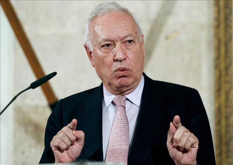 Margallo se reúne con ex jefes de la diplomacia, de todos los partidos, para escuchar sus ideas
