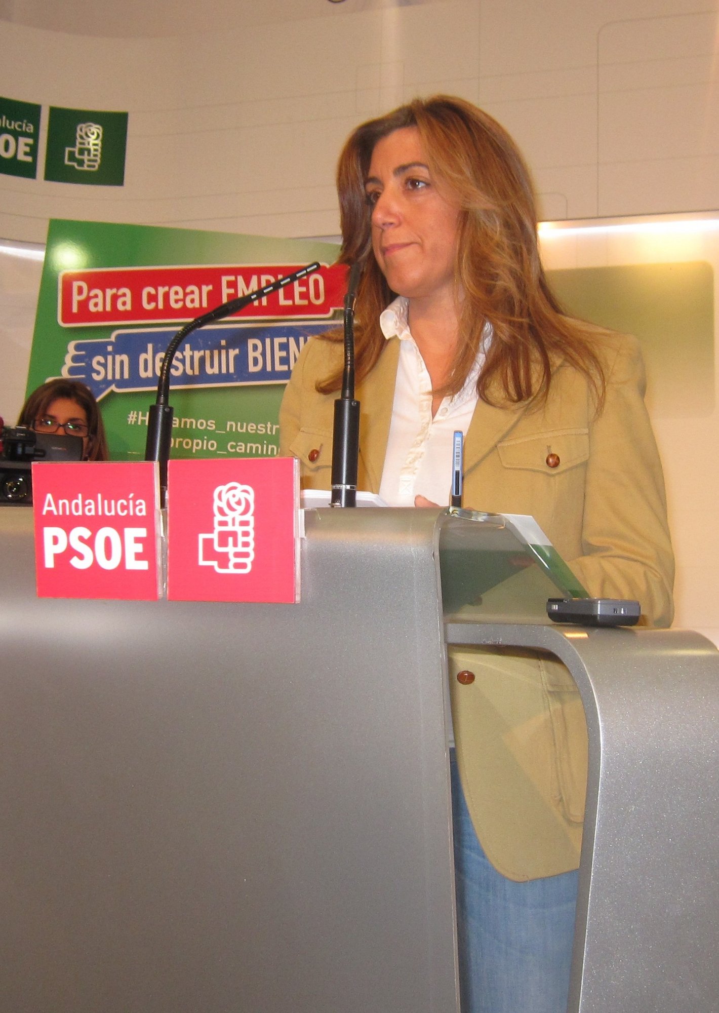 PSOE-A acusa a PP de usar el Gobierno con «fines partidarios» tras la reunión de Montoro con comunidades »populares»
