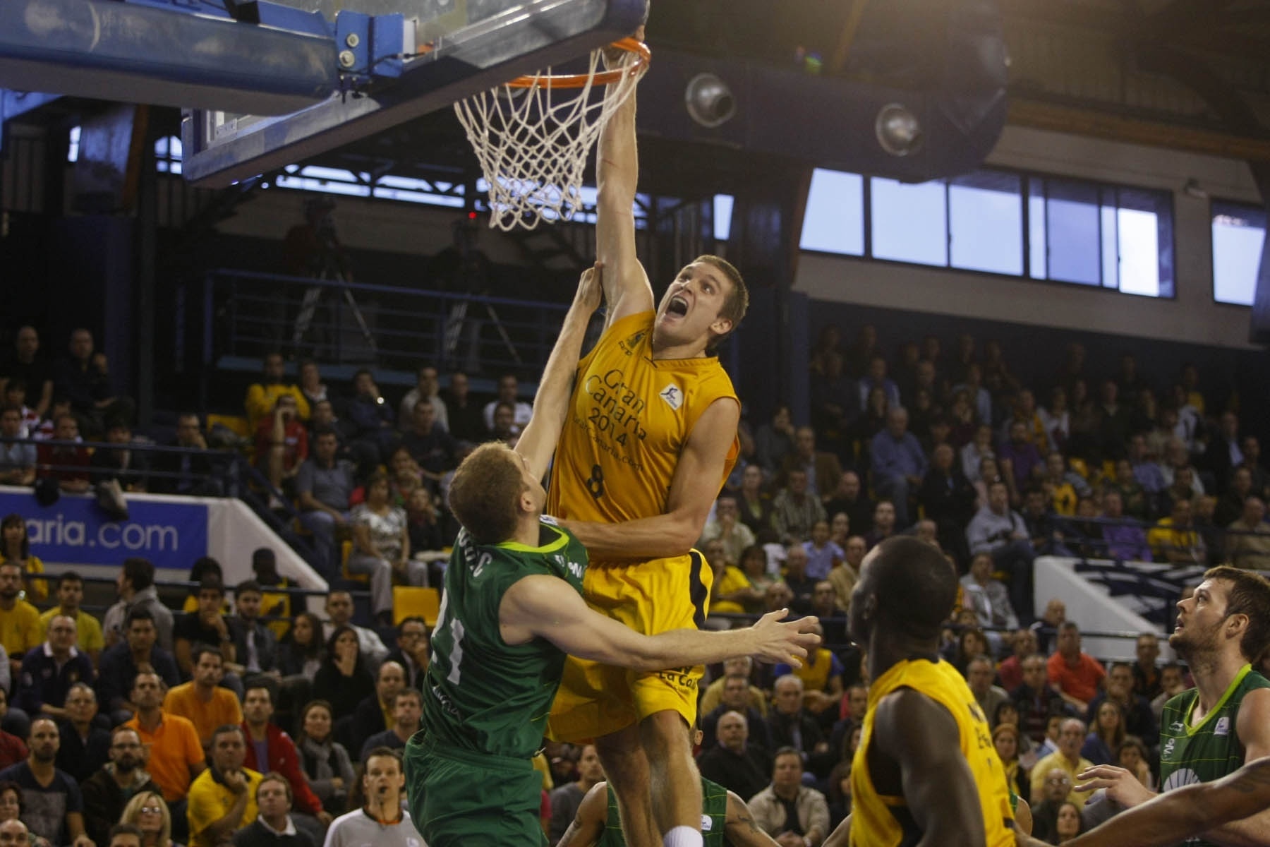 Gran Canaria 2014 y Valencia Basket ganan y convencen