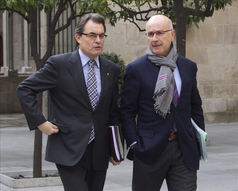 CiU invita a los catalanistas de PSC a buscar «cobijo» en la Casa Gran de Mas