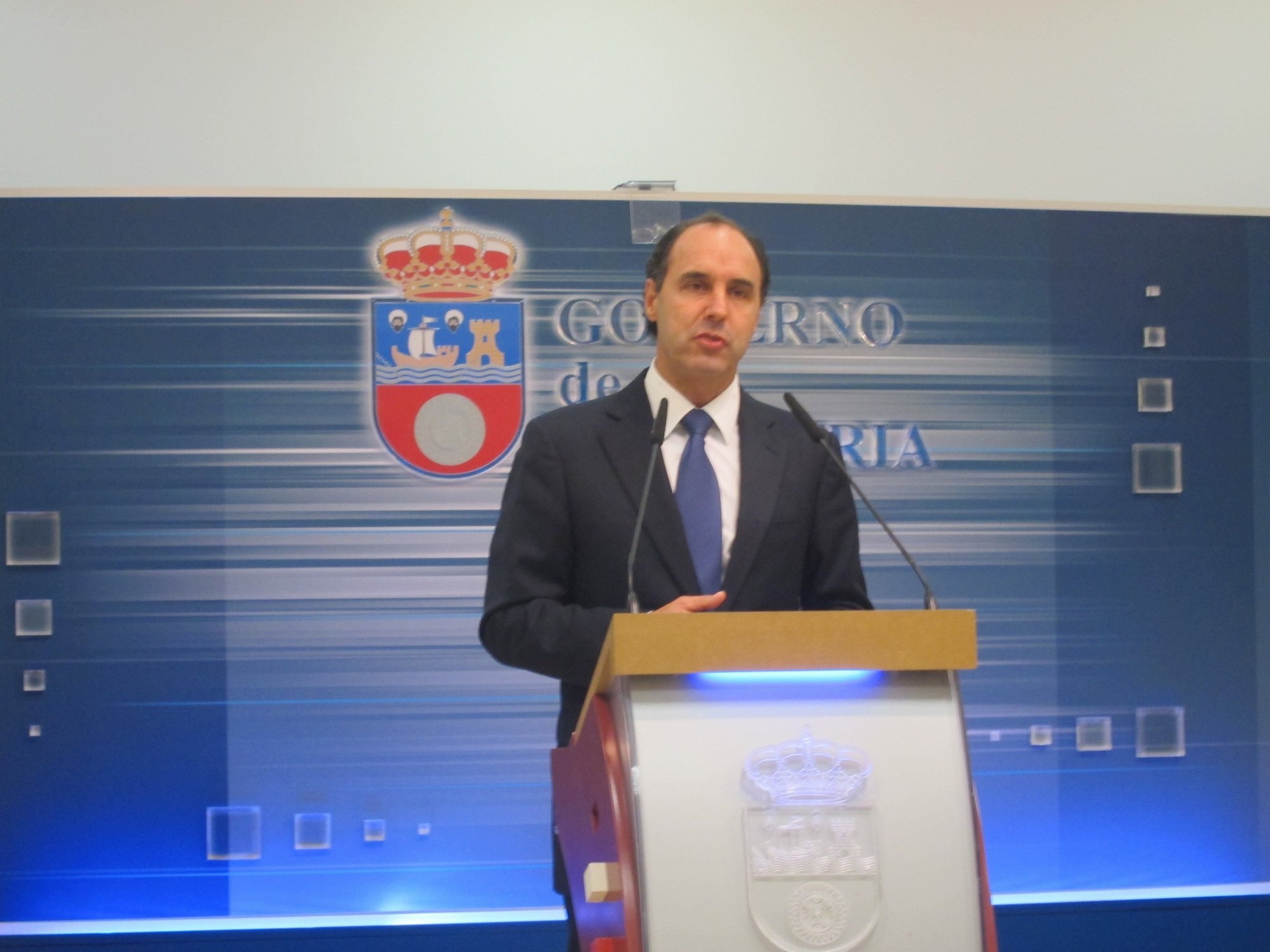 Cantabria descarta subir el tramo autonómico del IRPF y dice que se mantendrá como está