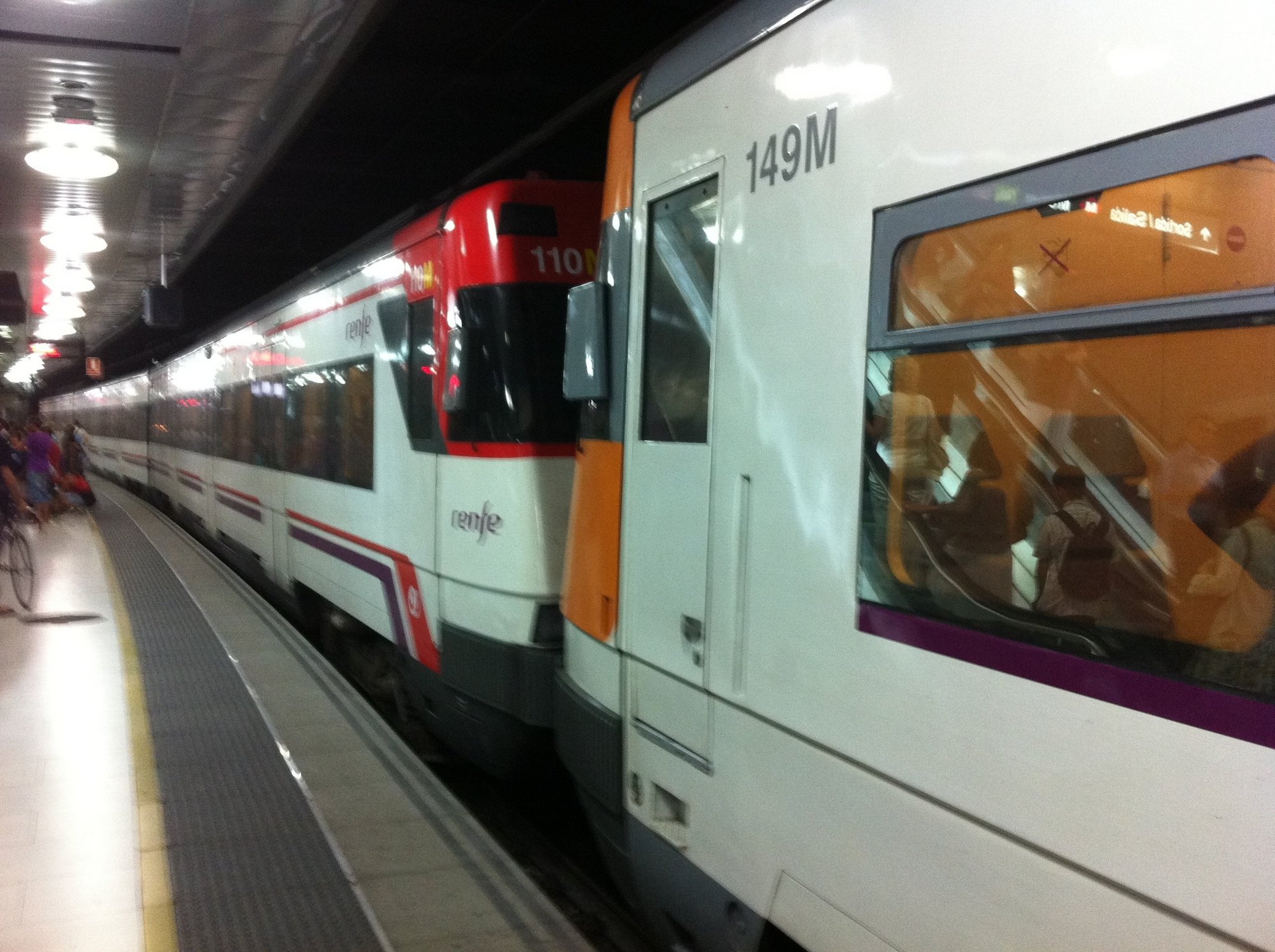 Restablecido el servicio de trenes en la Estació de França de Barcelona