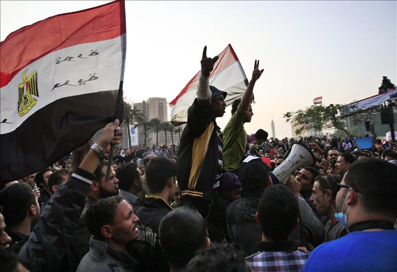 EEUU advierte a Egipto de una ruptura de las relaciones por el juicio a 19 americanos