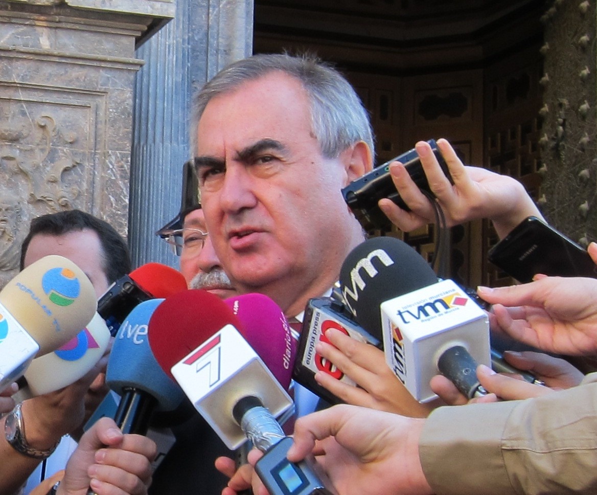 González Tovar asegura que aún no ha decidido si se presentará o no a la Secretaría General del PSRM