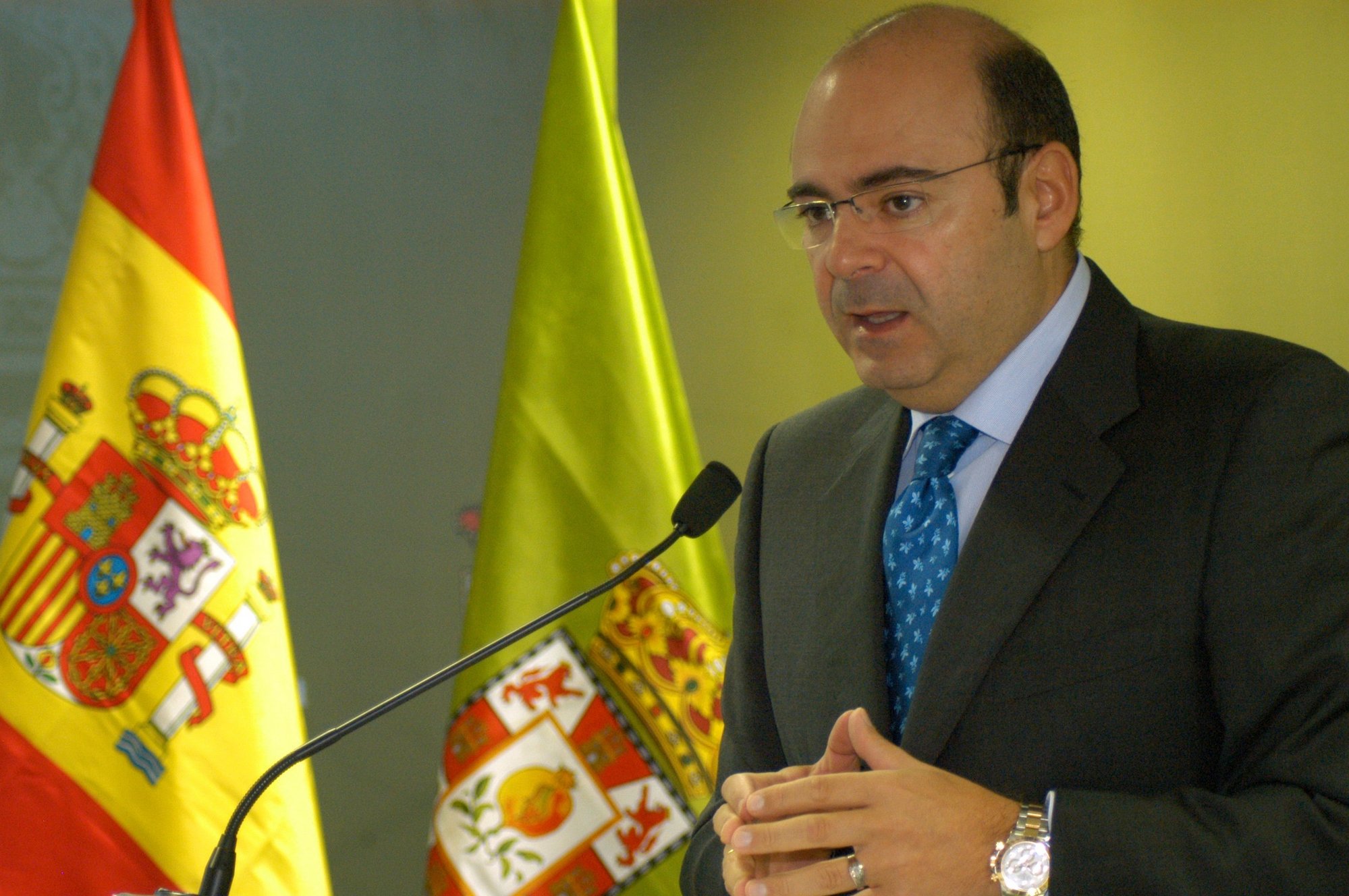 El presidente de Diputación critica que el aval para el metro llegue a «escasas» semanas de las elecciones