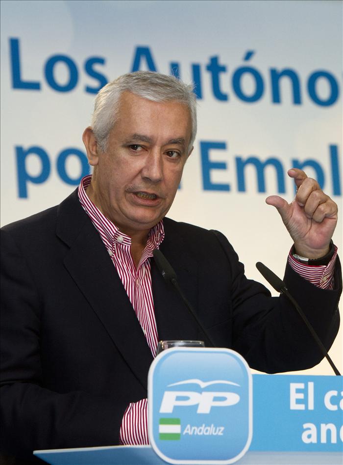 El PP obtendría una «holgada» mayoría absoluta en Andalucía, según la encuesta de la Egopa