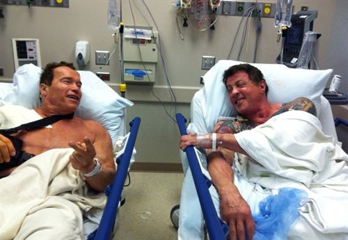 Stallone y Schwarzenegger compañeros de cama en el hospital
