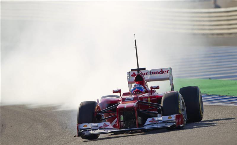 Alonso ya vuela con el nuevo Ferrari