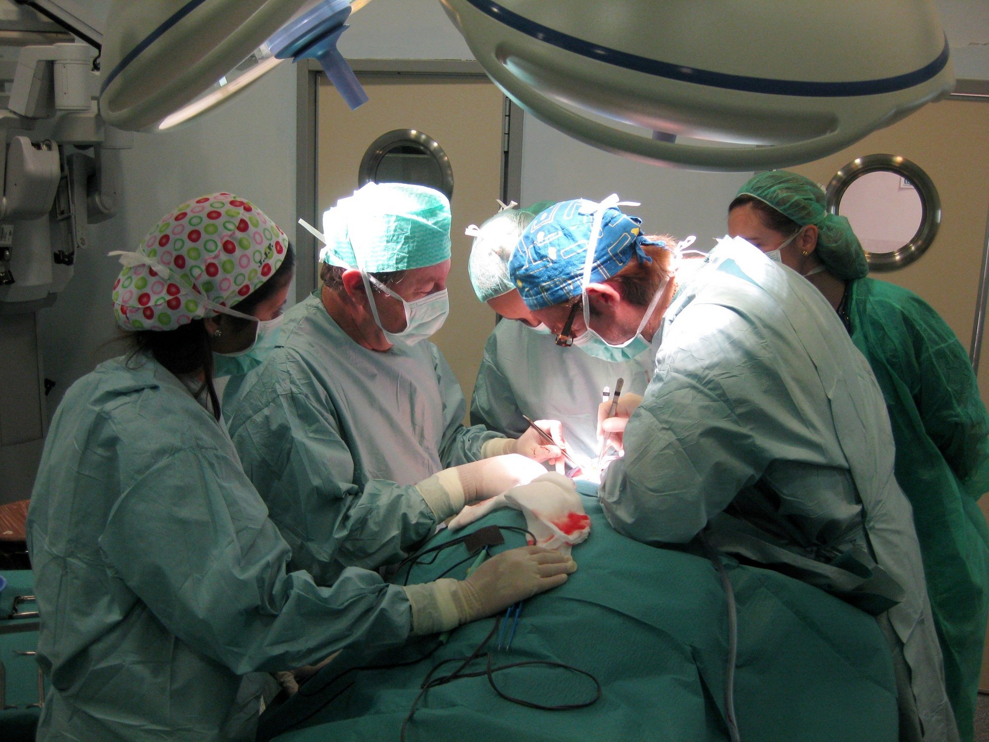 El Hospital Trueta de Girona incrementa un 7,5% las cirugías de mayor complejidad
