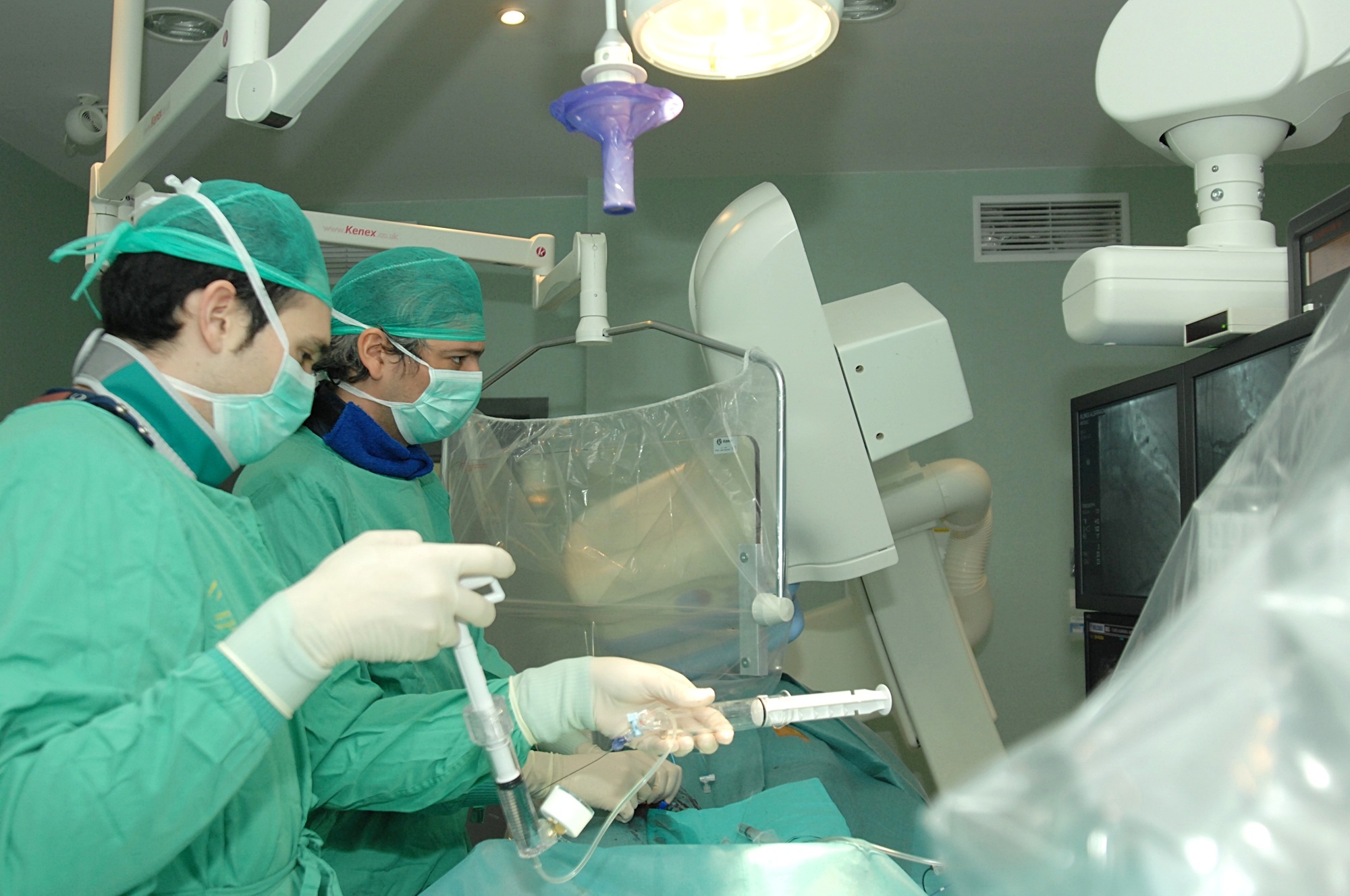 Cardiólogos del Reina Sofía diseñan »stents» a medida del paciente para tratar graves patologías congénitas