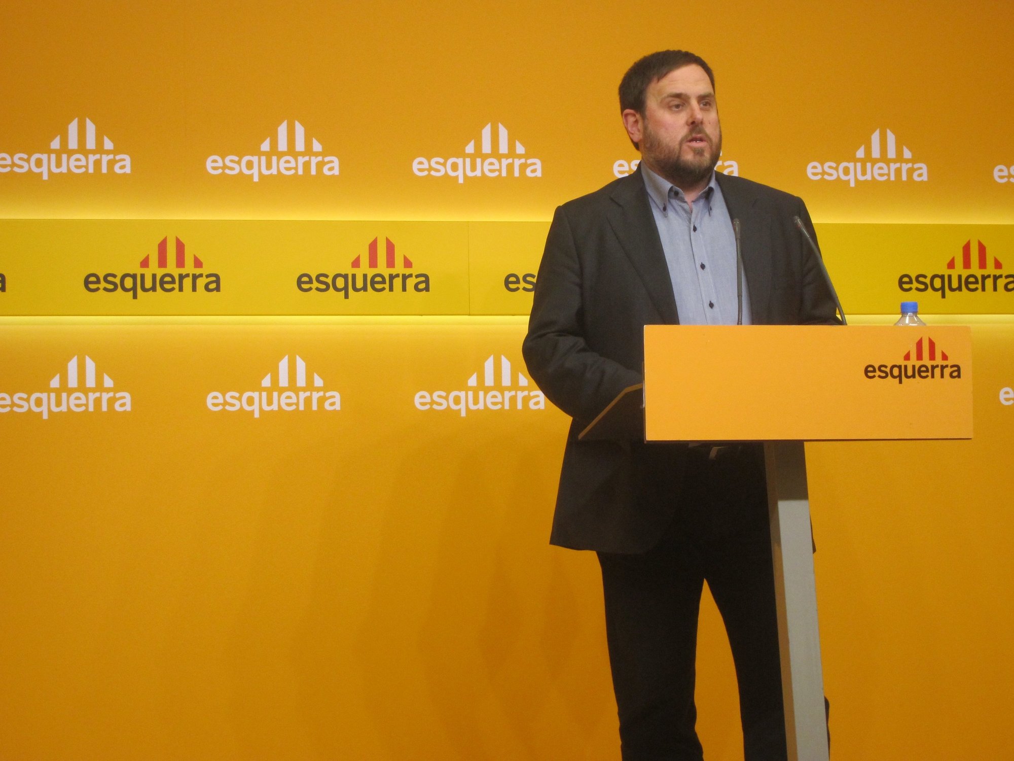 Junqueras (ERC) insta a Artur Mas a convocar un referéndum sobre el pacto fiscal