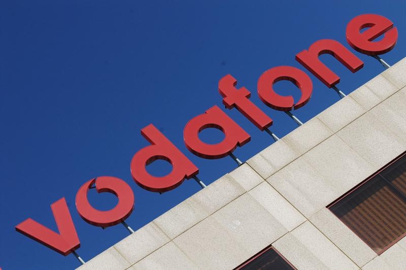 (Amp) Vodafone España acuerda con los sindicatos aplicar un ERE temporal de dos semanas para reducir costes