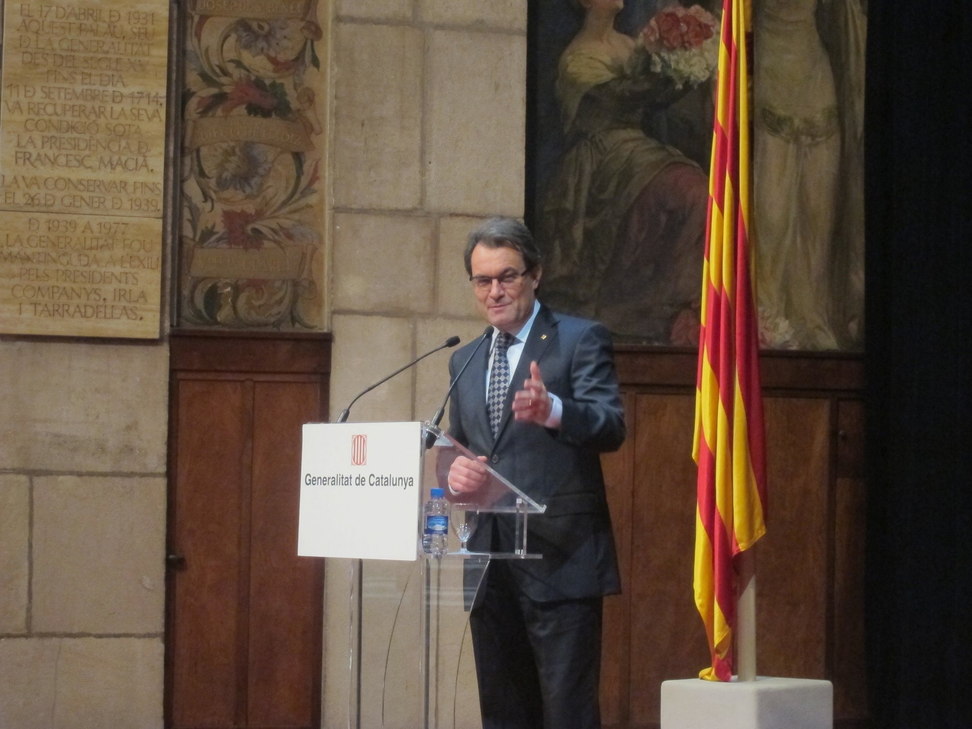 Catalunya mantendrá su modelo de inmersión lingüística, avanza Mas