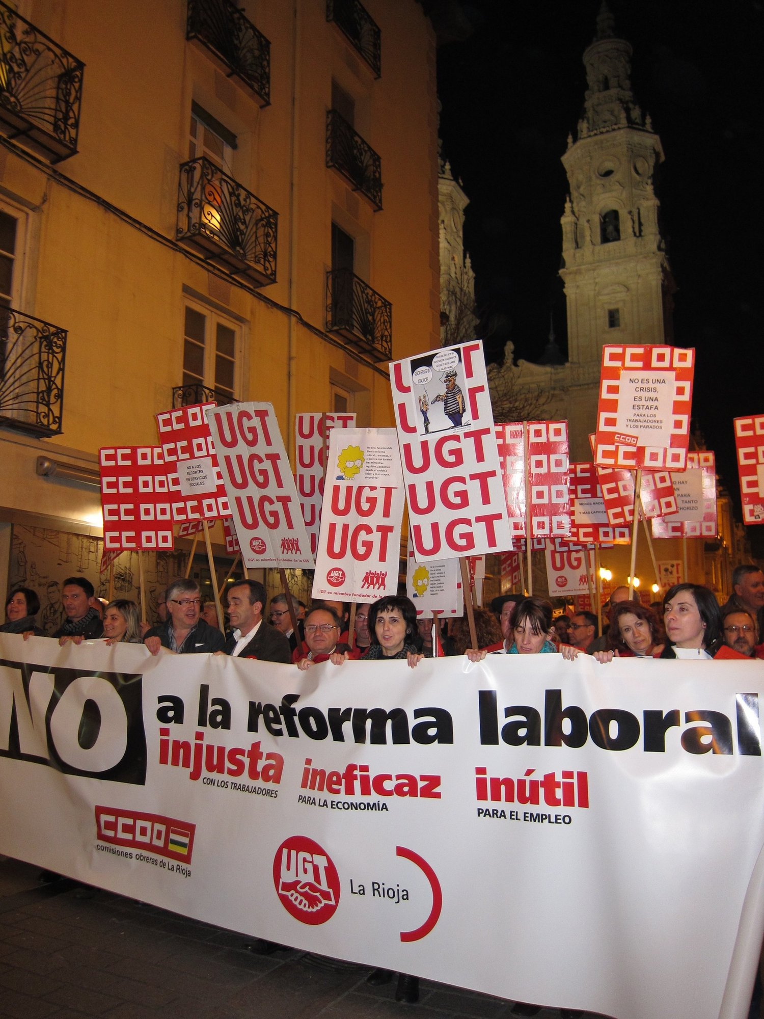 CC.OO. y UGT celebran este domingo manifestaciones en 60 ciudades españolas