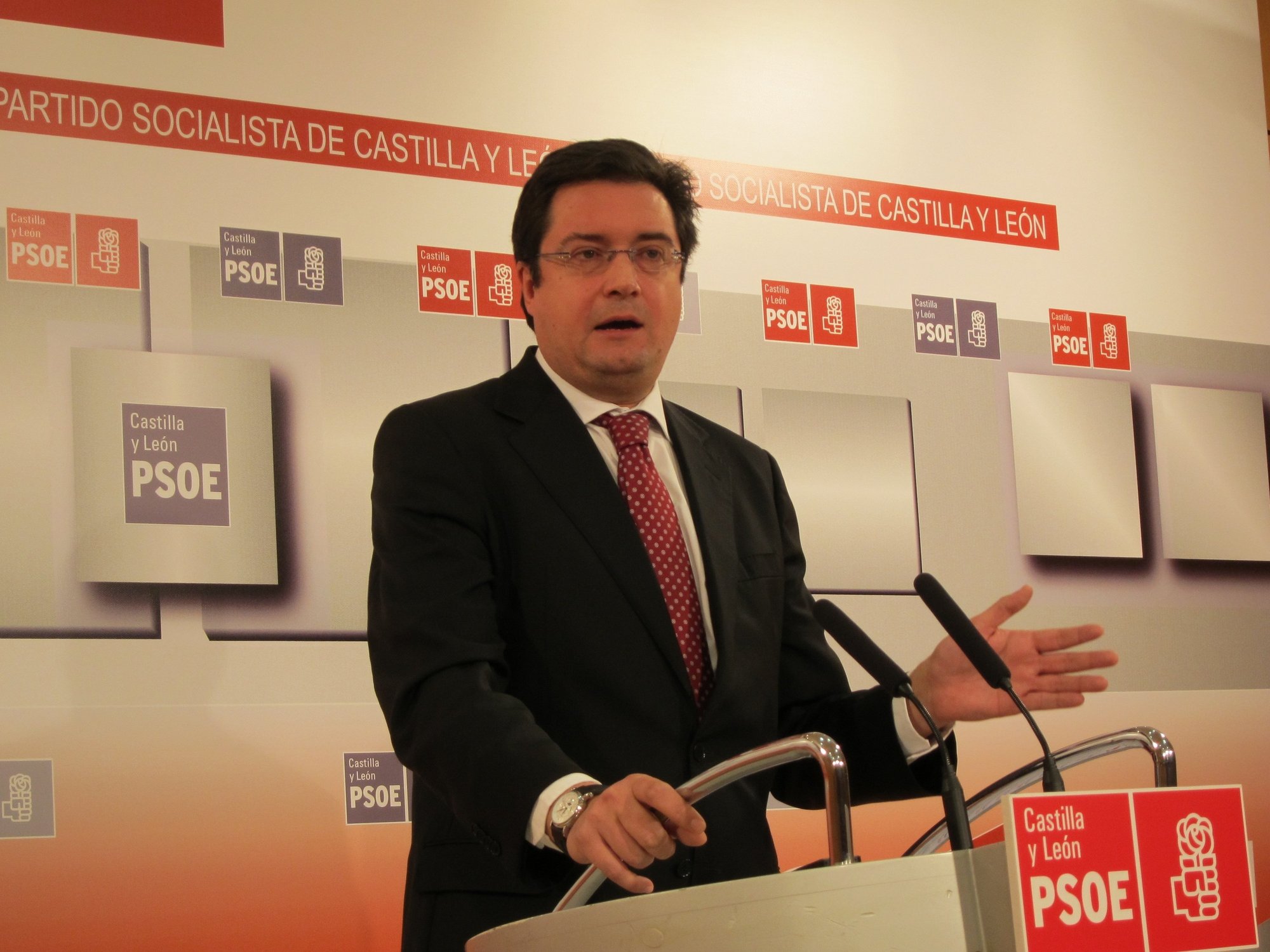 Óscar López augura que el PP no ganará en Andalucía y Asturias