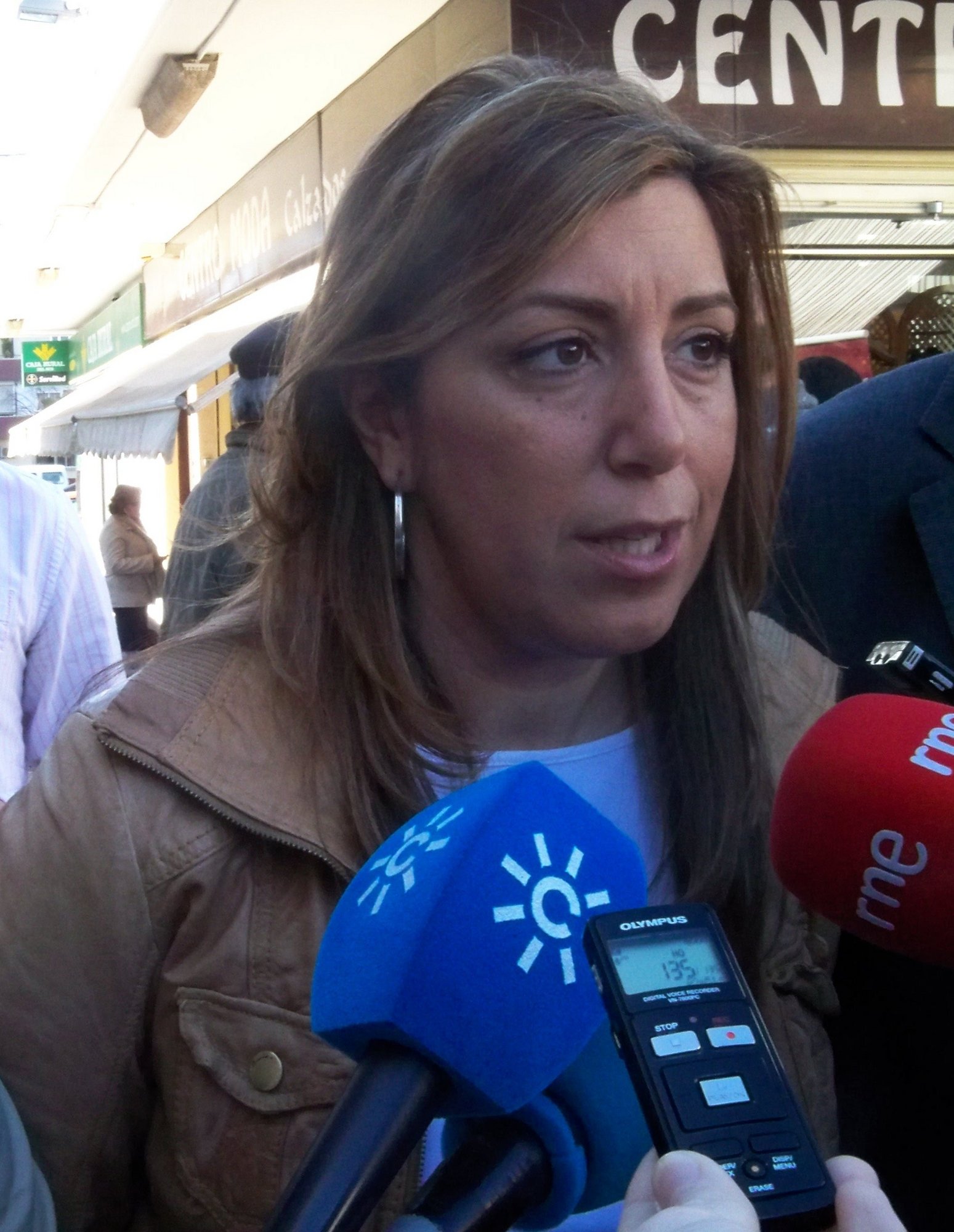 PSOE llama «fullero» a Arenas por negarse a los debates y critica que proponga TVE, «que no le valía el 20N»