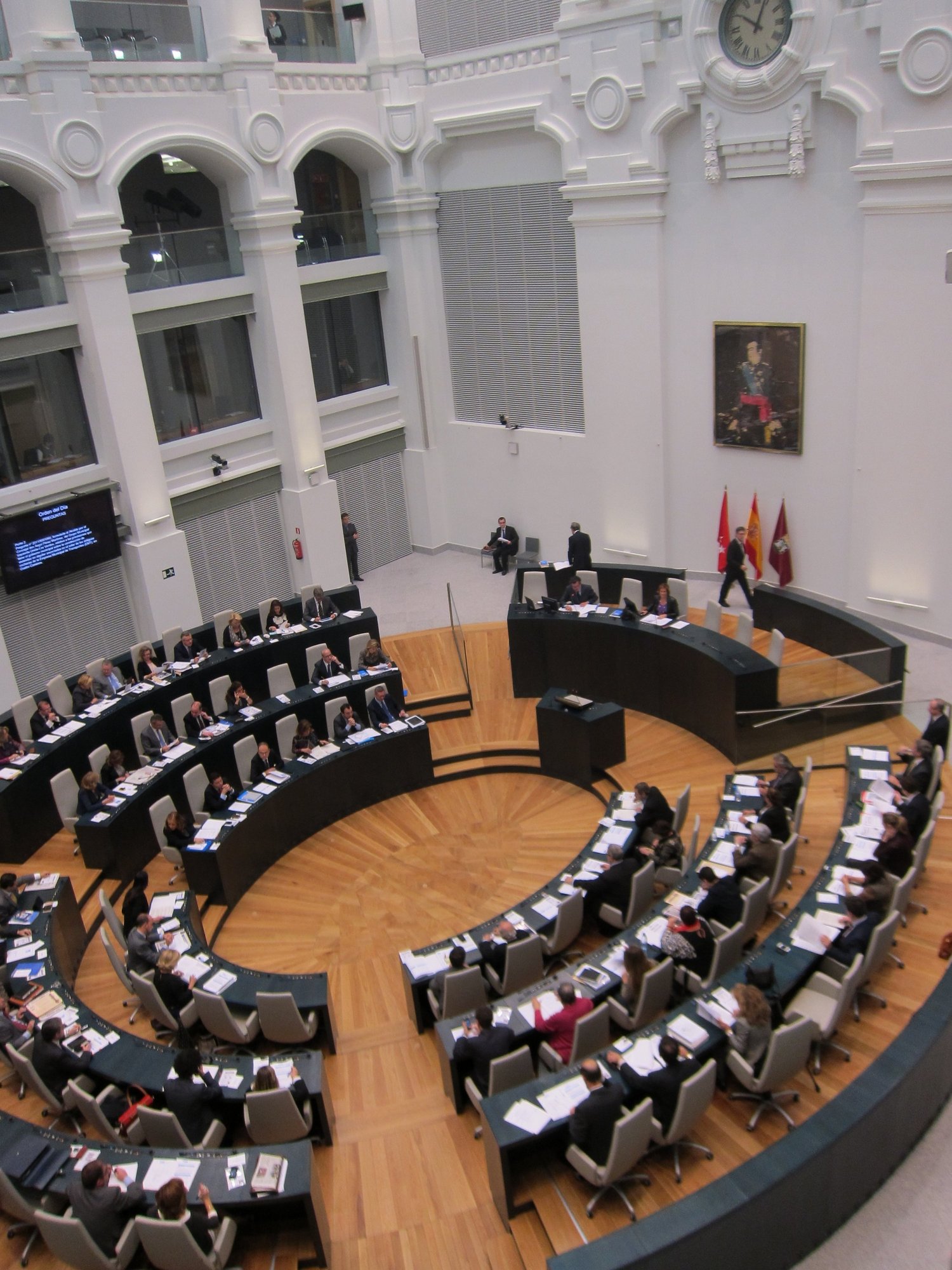 El Pleno de mañana oficializará la salida del Ayuntamiento de Carlos Izquierdo, ahora viceconsejero de Inmigración