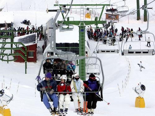 Valdezcaray abre este domingo 18 pistas de esquí con calidad de nieve dura
