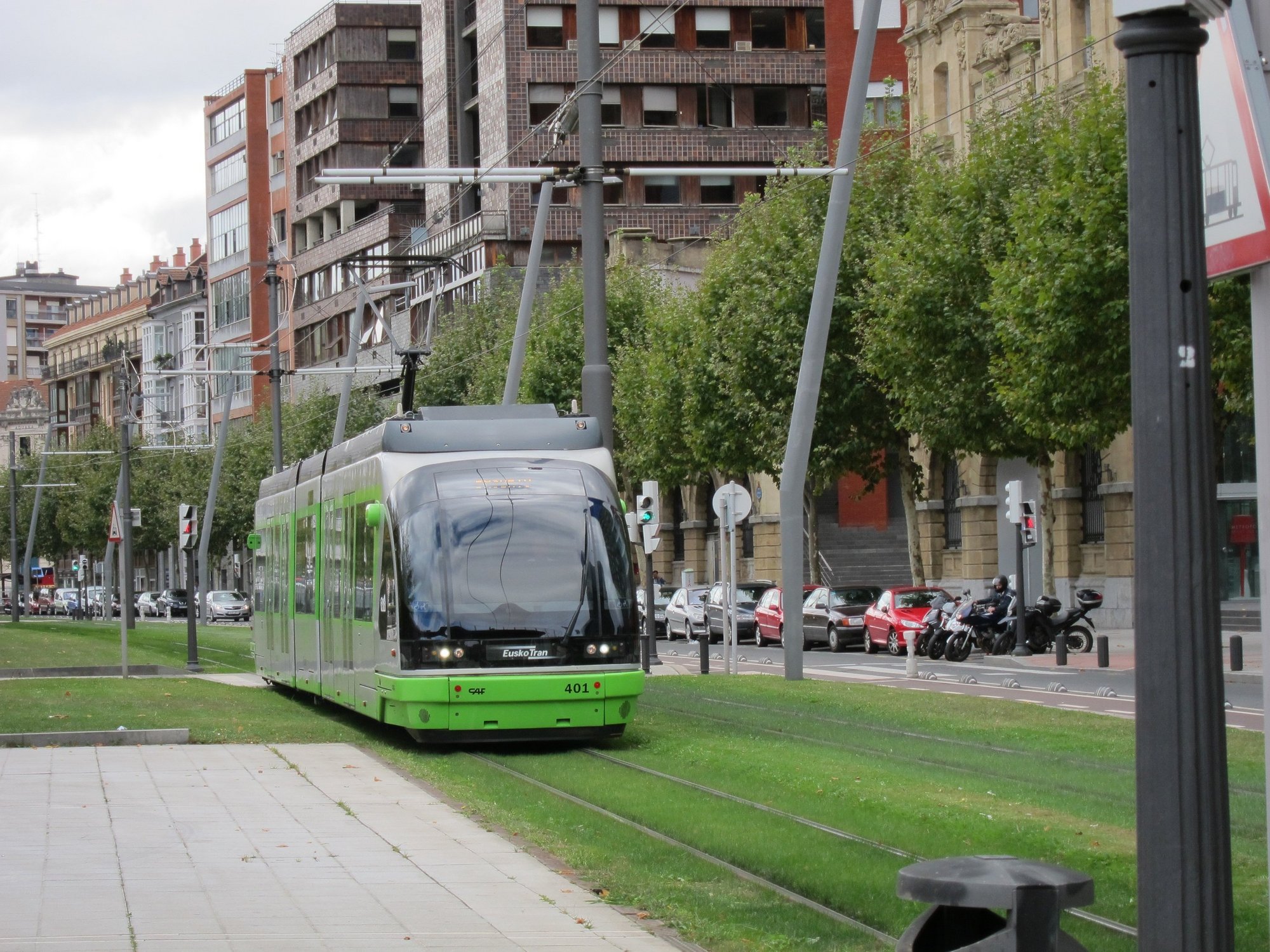 EuskoTran inicia el próximo 11 de abril las pruebas en el tramo Hospital-La Casilla del tranvía de Bilbao