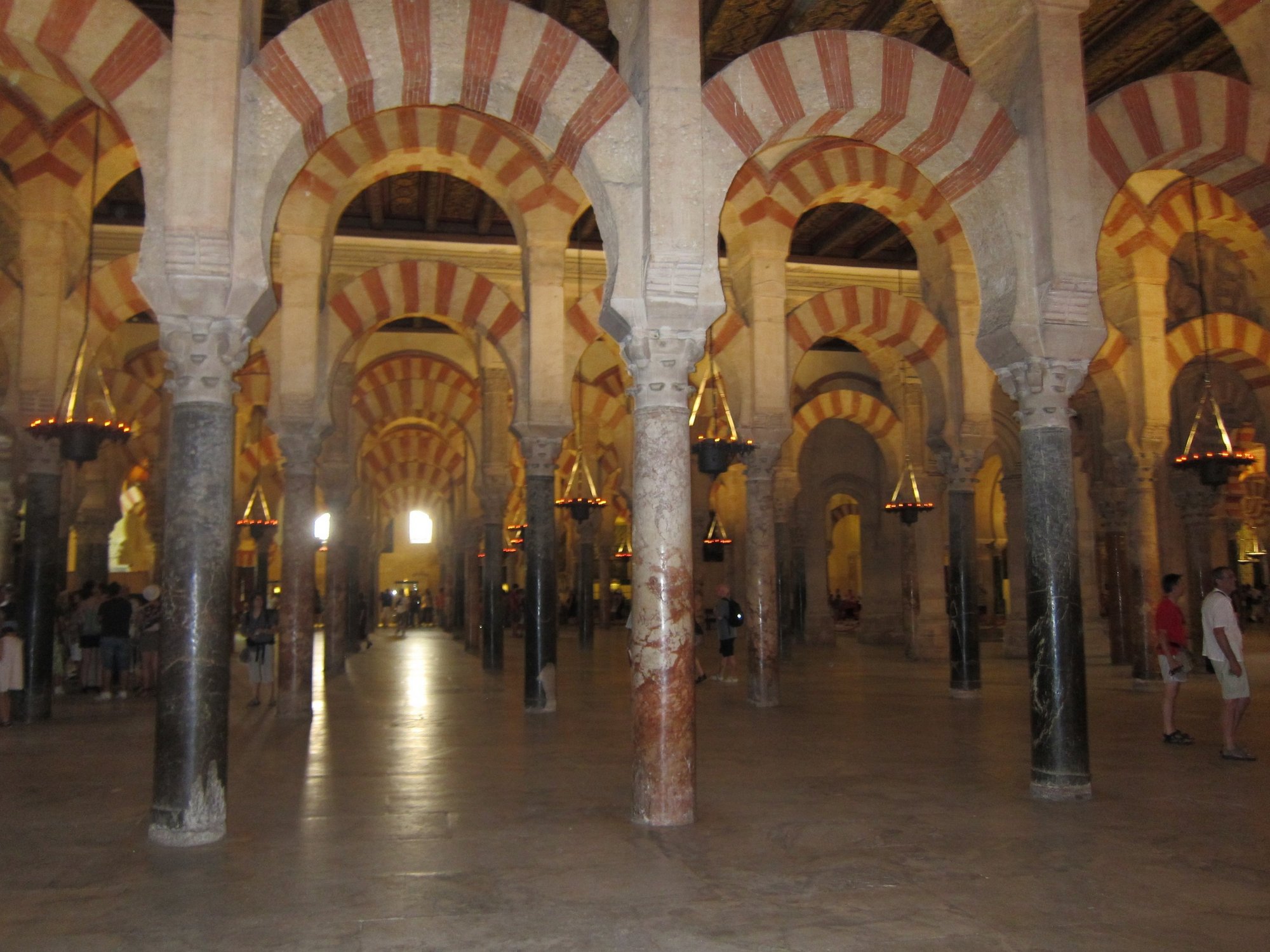 La Mezquita de Córdoba, el Alcázar de Sevilla y la Alhambra, emtre los monumentos mejor valorados por Qype