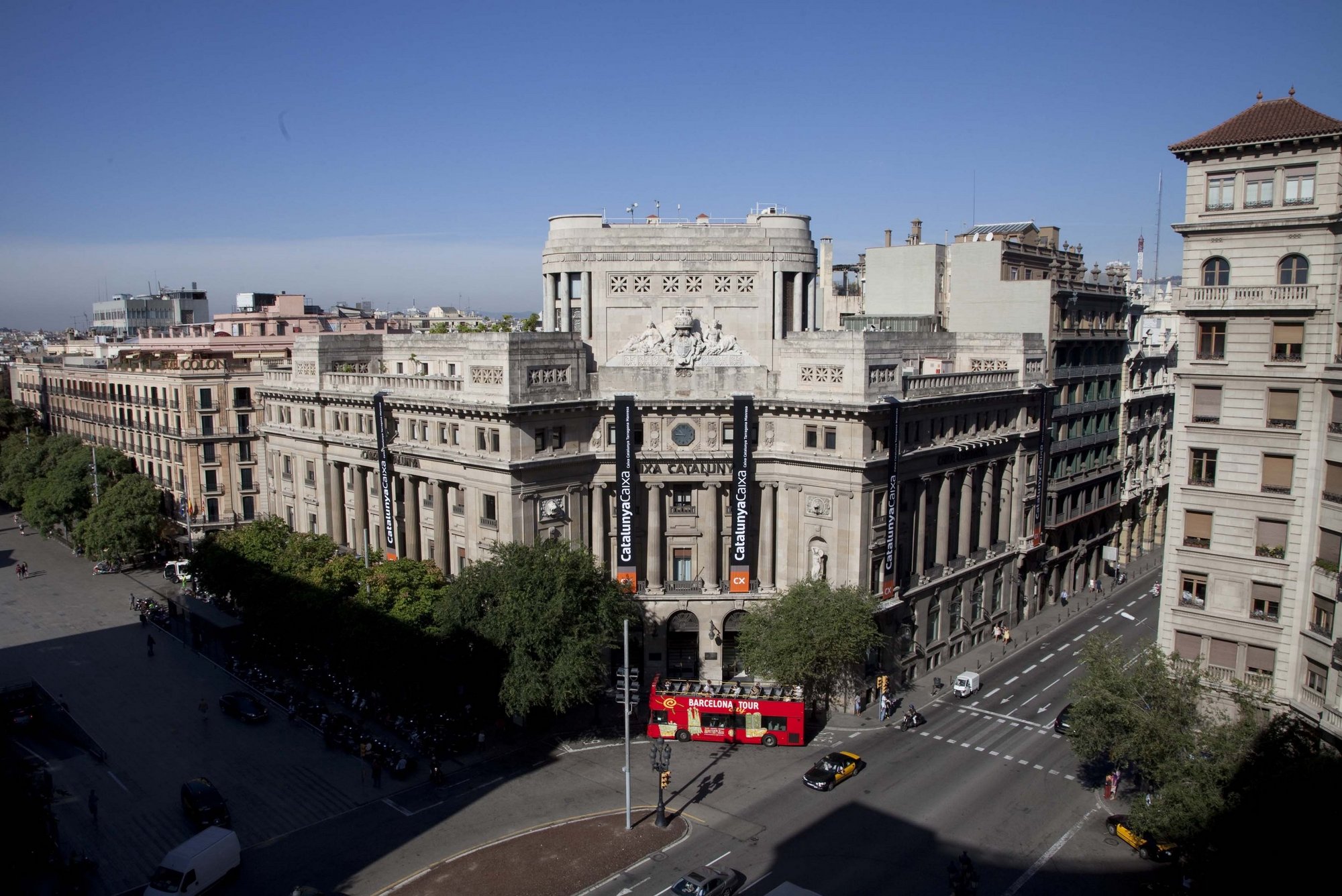 El Gobierno iniciará el próximo jueves la venta de Banco de Valencia y CatalunyaCaixa