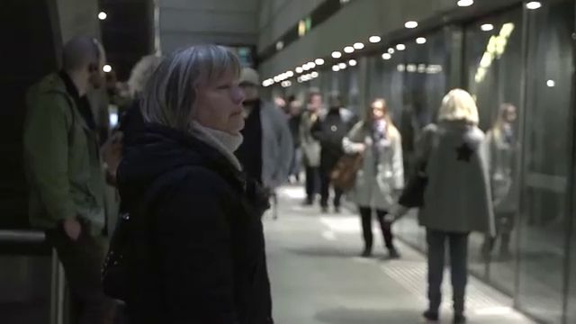 La orquesta sinfónica de Copenhague ofrece un concierto sorpresa en el Metro