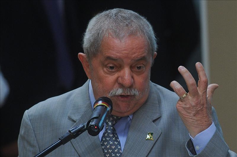 Lula es ingresado para la extracción de un catéter que le habían implantado