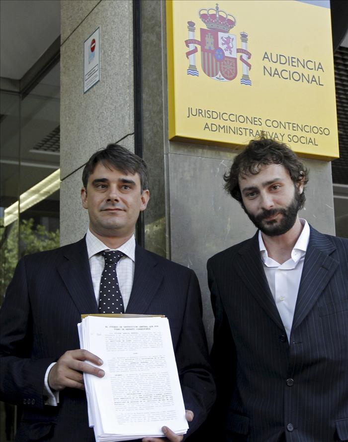 El 15-M se querella contra Rato y el consejo de BFA-Bankia por falsedad contable y estafa