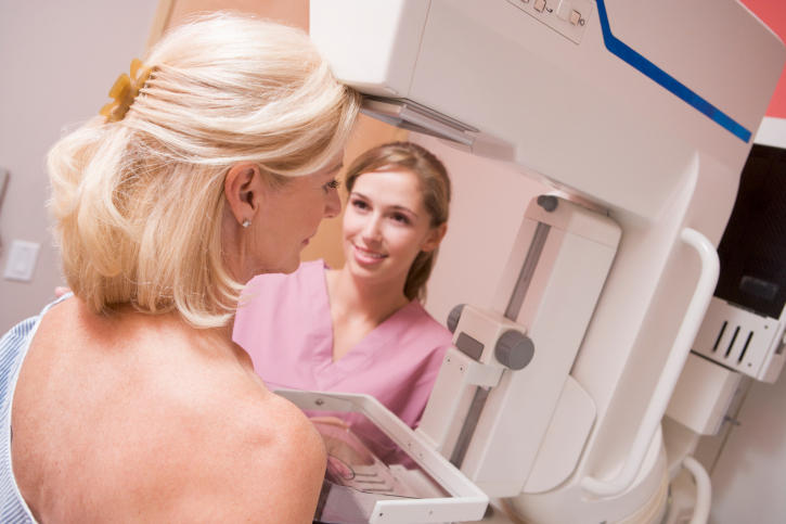 ¿Hacerme muchas mamografías aumenta el riesgo de cáncer de mama?