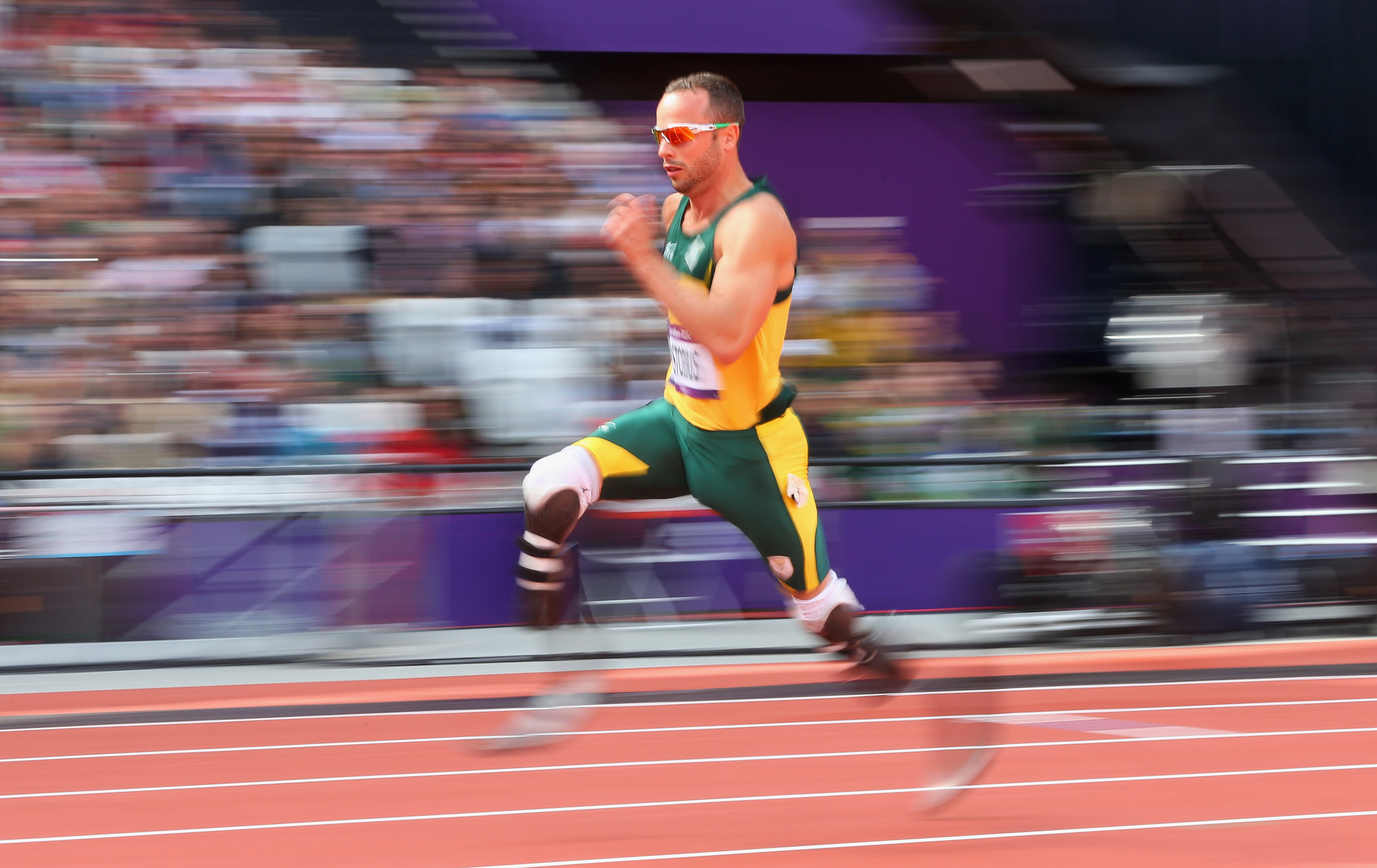 Oscar Pistorius clasificado para las semifinales de 400 metros