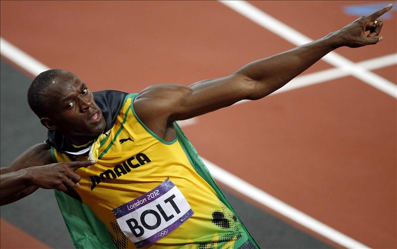 Bolt agiganta su leyenda a la misma velocidad que consigue medallas